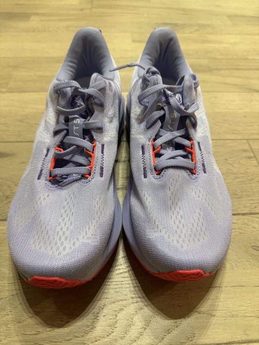 ASICS Novablast Tokio