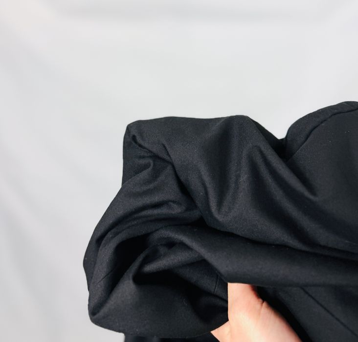 Czarna marynarka z satynowymi klapami M 38