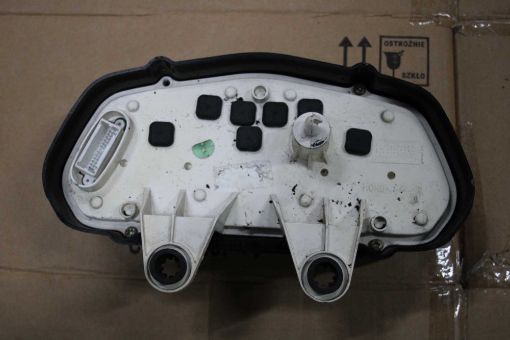 Licznik Zegar Prędkościomierz Honda Varadero 125 JC32 01-06