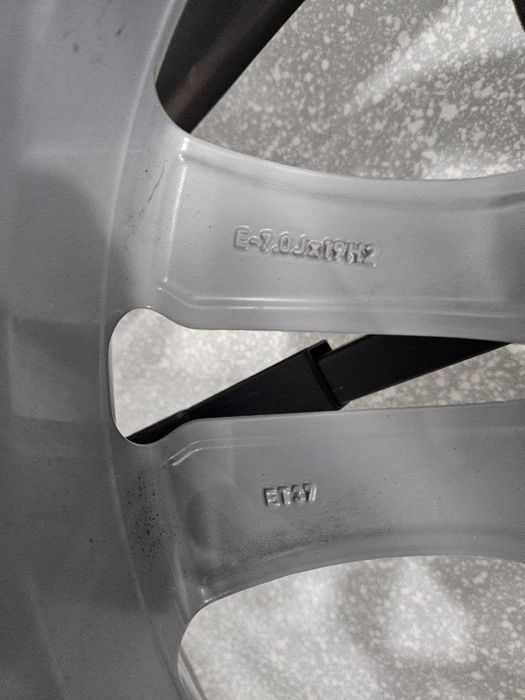 Диски Audi 5/112 R19 7J ET37 dia66.6mm