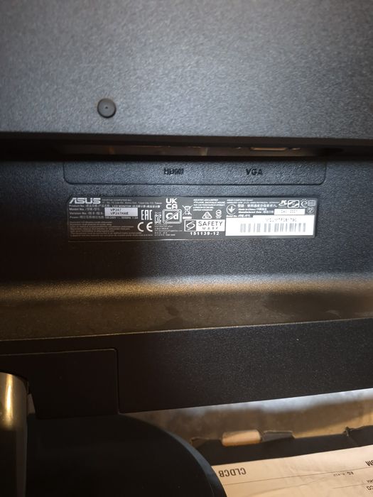 Monitor 24 polegadas Asus.