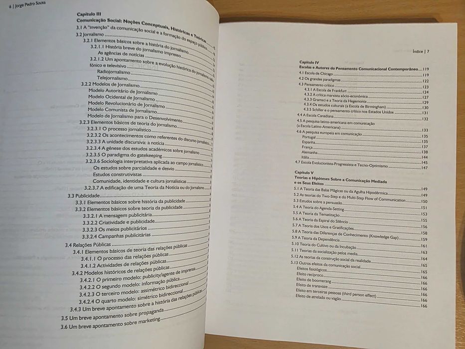 Livro "Elementos de Teoria e Pesquisa da Comunicação e dos Media"