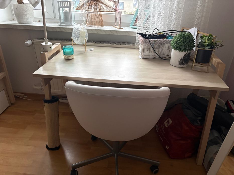 Zestaw mebli Vox ( 8 elementów plus akcesoria )  Vox model Spot ,