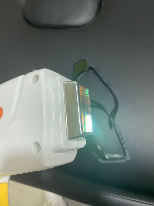 Máquina de depilação a laser como nova, ainda com garantia