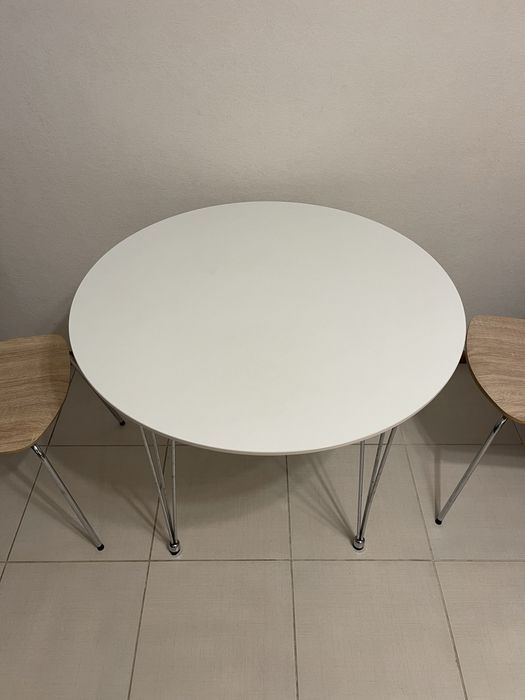 Продається стіл