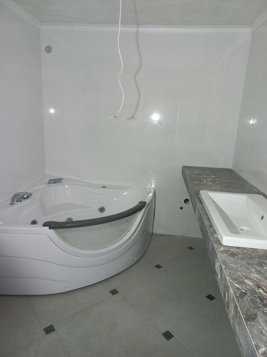 Ремонт квартир та будинків.