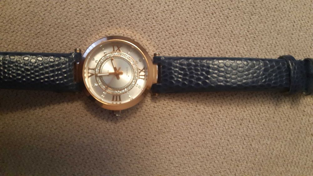 Zegarek damski na pasku