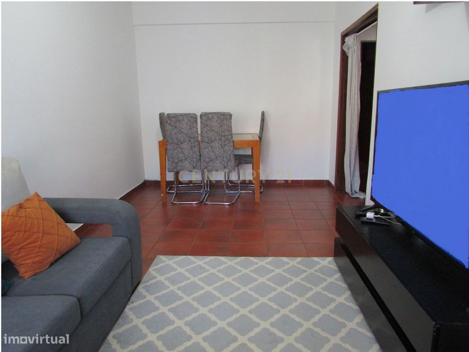 Apartamento de 3 assoalhadas (T2), em zona central do Barreiro — Alto Do Seixalinho, Santo André E Verderena, Setúbal