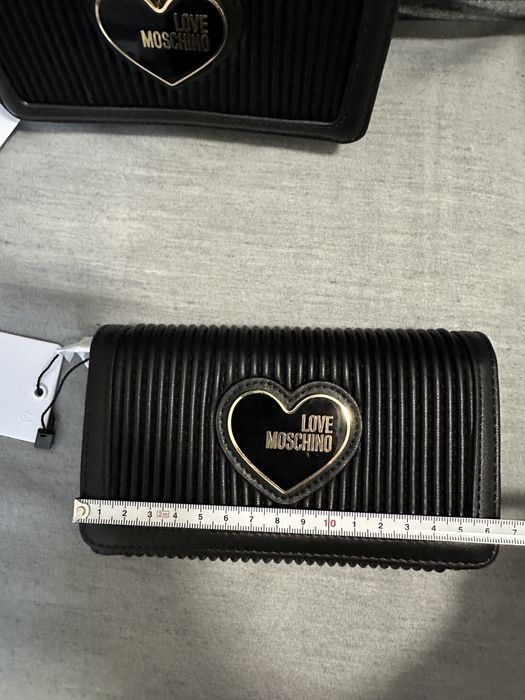 Чорний гаманець LOVE MOSCHINO