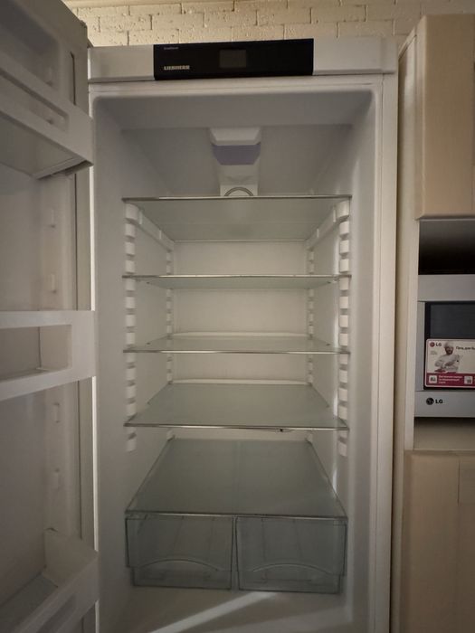 Холодильник Liebherr