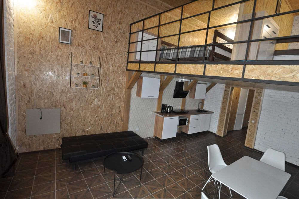 Сучасні 2-рівневі апартаменти в Старому місті