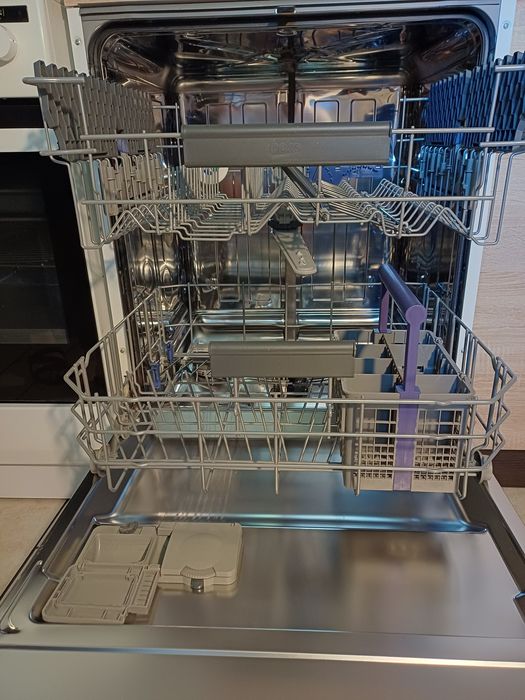 Zmywarka Beko DFN26220W – 12 kompletów, klasa A++, sprawna