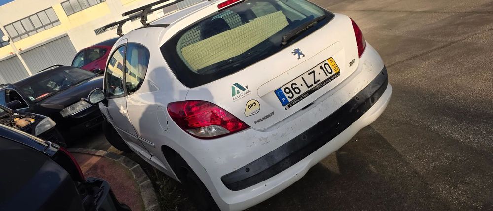 Peugeot 207 1.4Hdi de 2011 para peças