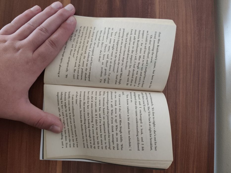 Livro The Case of the Drowned Pearl - Robin Stevens
