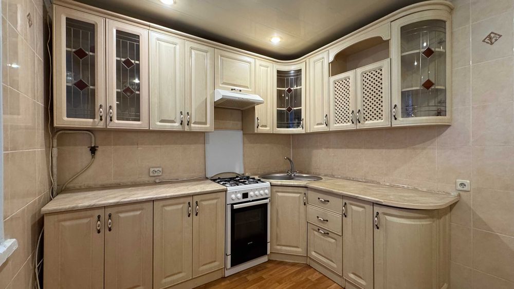 ПРОСТОРА КВАРТИРА для великої родини 75 м2 р-н ЖК «Фаворит»