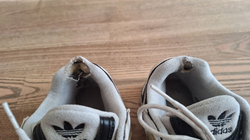 Buty sneakersy adidas originals Astir 39