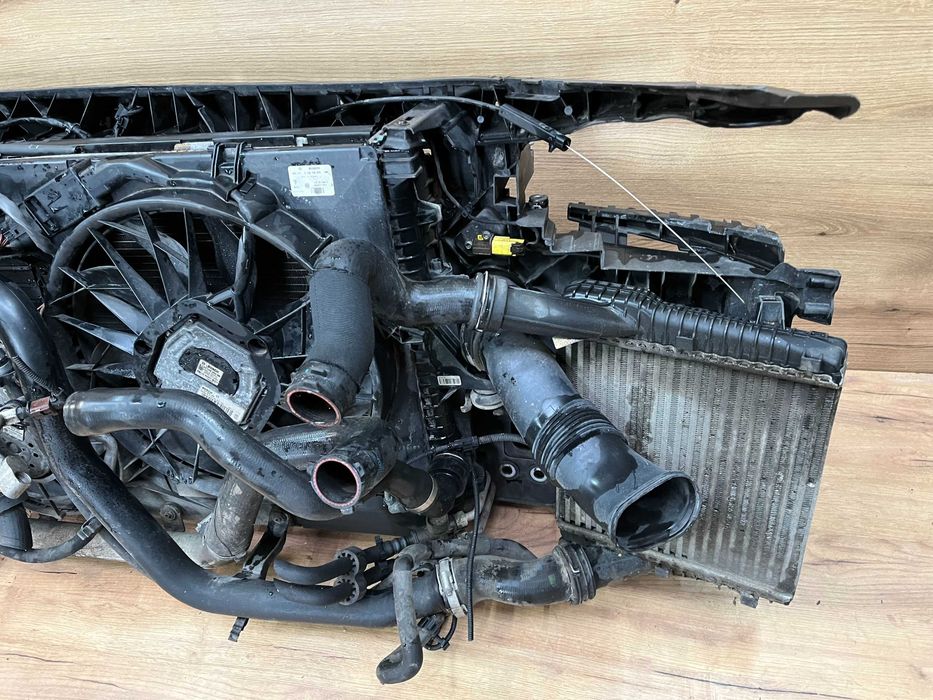 Pas przedni Audi Q7 3.0 TDI Automat