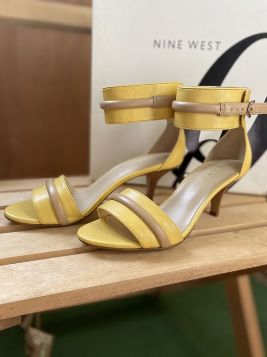 Новые стильные босоножки Nine West