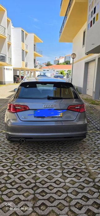 Audi  A3 Sportback 1.6 TDI SLINE foto 3