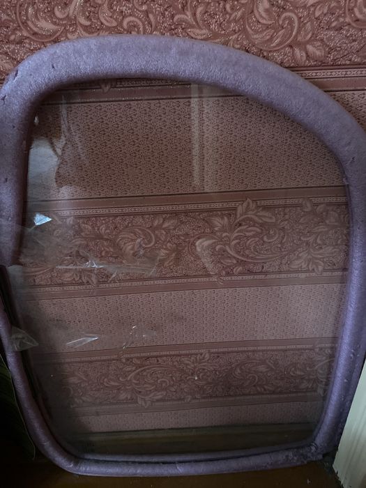 Скло на двері чана бенні