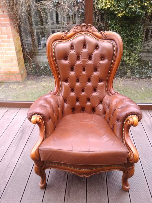 Fotel Ludwik Rzeźbiony Skóra Antyk