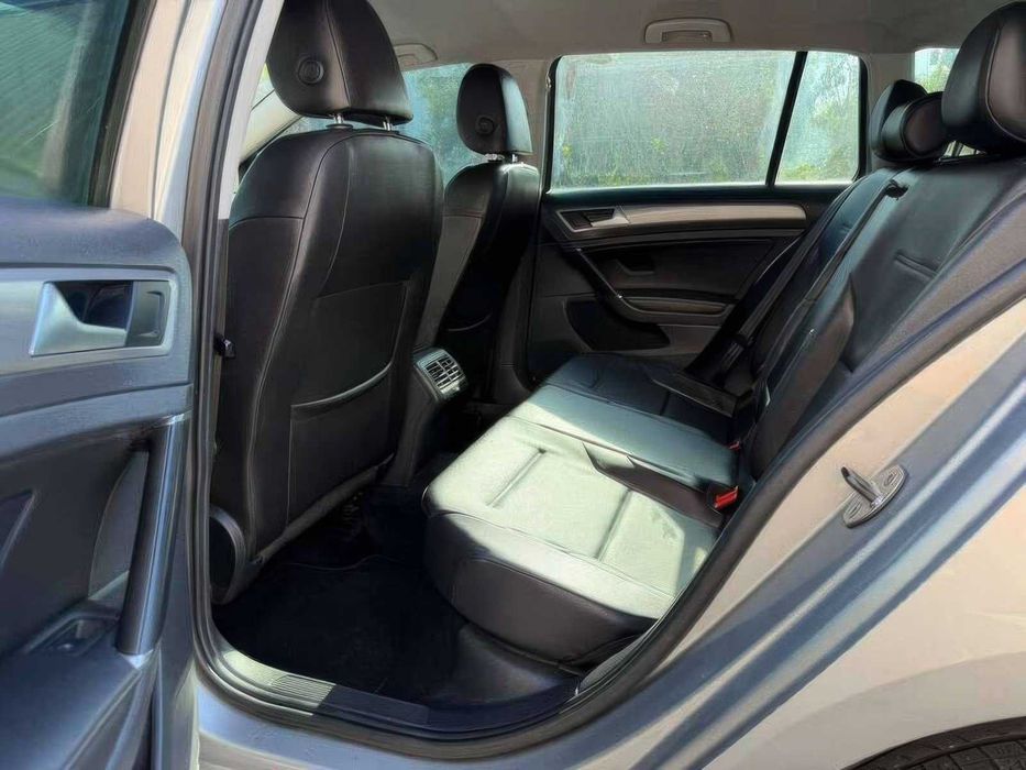 Volkswagen Golf SportWagen SE      2015