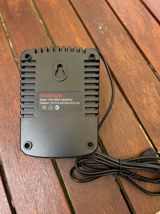 2 x bateria + ładowarka do elektronarzedzi