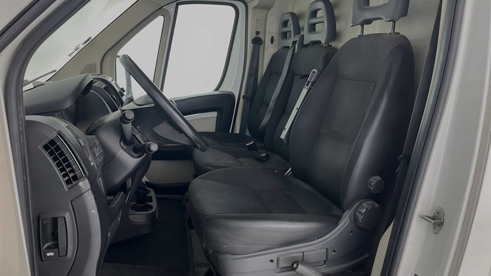 Peugeot Boxer 2.0 BlueHDi 333 L3H2 Premium | Financiamento disponível