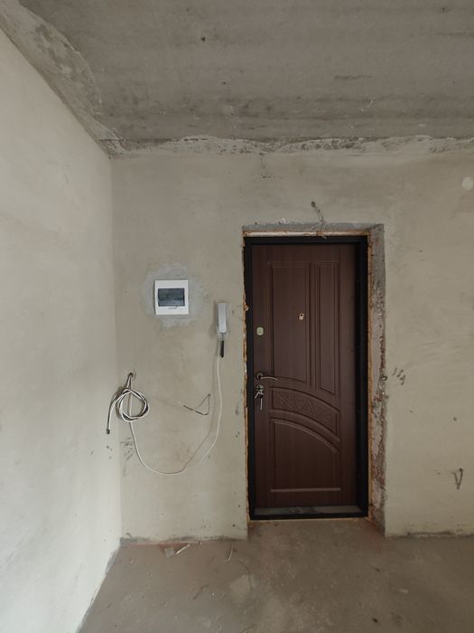 Продаж 3 кім. Сира. Цегляний будинок.  4 поверх