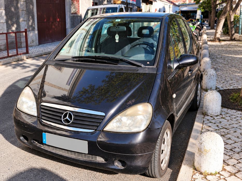 Mercedes-Benz 100
