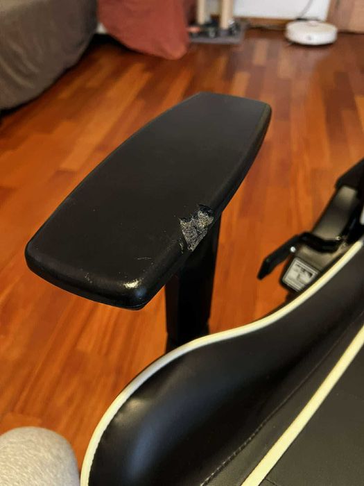 Cadeira Gaming DXRACER Prince Series P08 - Preto/Branco