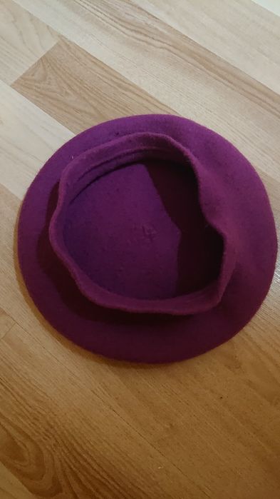 Fioletowy beret wełna