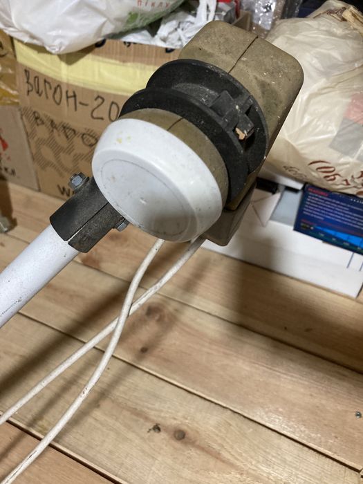 Супутникова антена