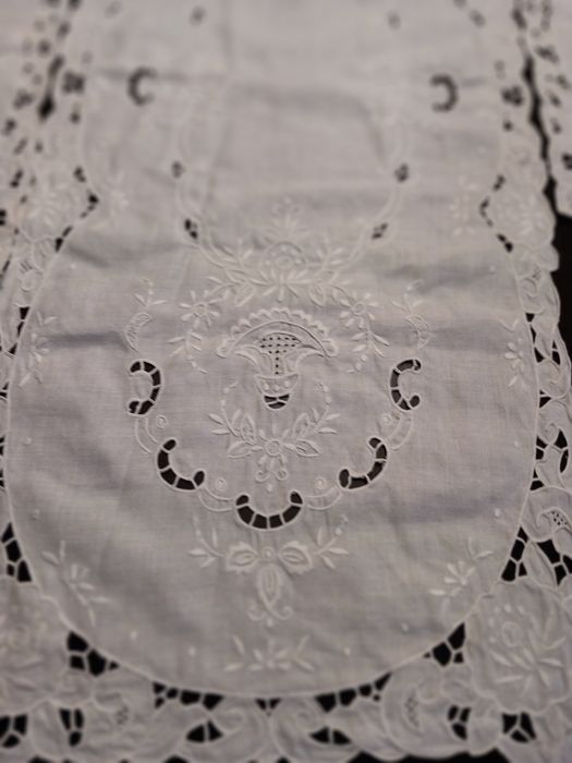 Congunto de 3 naperons  brancos de linho