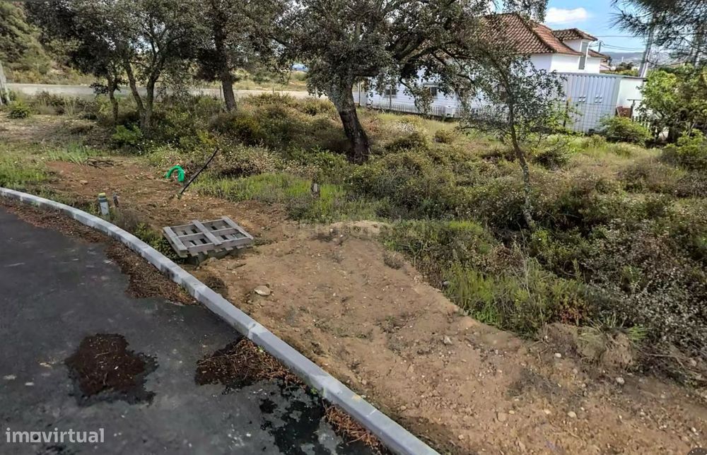 Lote terreno 630 m2 para construção de moradia unifamiliar