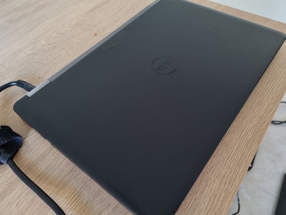 Dell Precision 3510 dotykowy mega wydajny radeon r9, intel i7