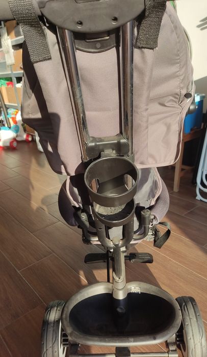 Triciclo kinderkraft