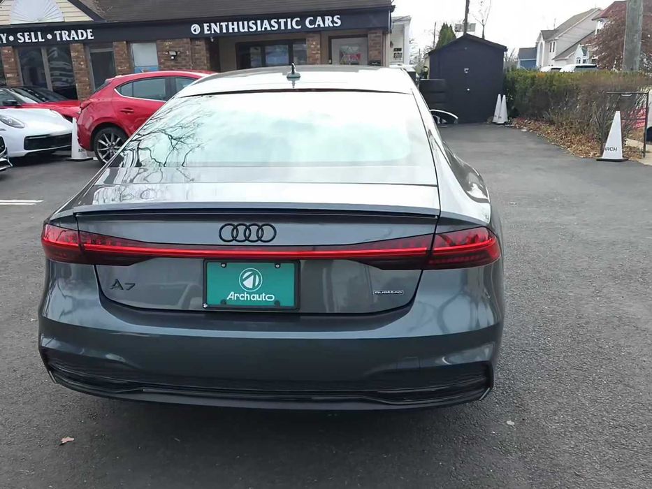 2022 Audi A7 Premium Plus