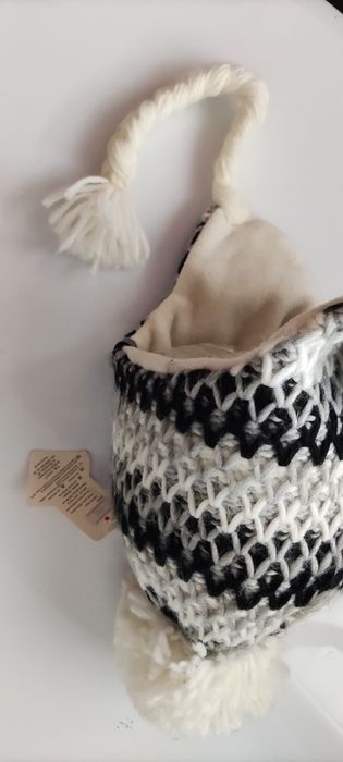Nowa czapka marki Agat unisex r. Uniwersalny