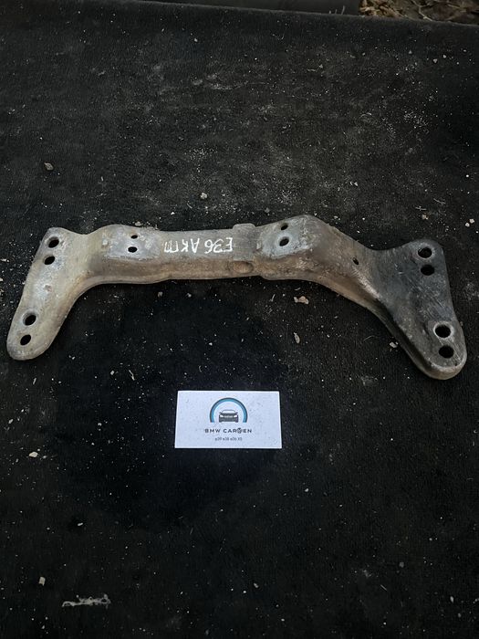 Кронштейн коробки BMW E53 E38 E39 E36 E34 E60 E46