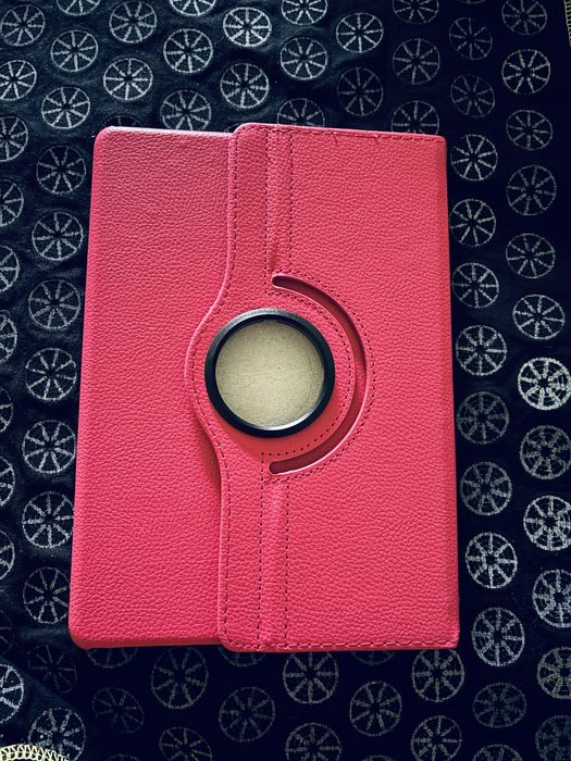 Гарний новий чохол на ipad pro 9.7