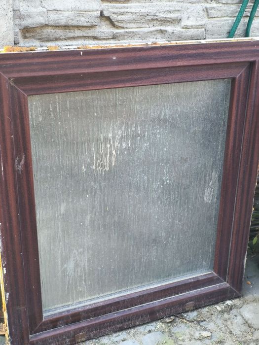 Okno  mleczne 90x98