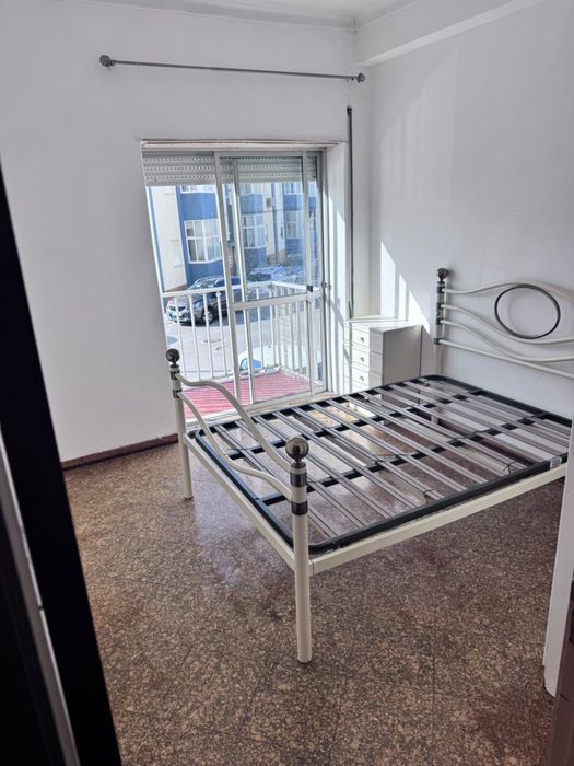 Arrenda-se quarto em Montijo