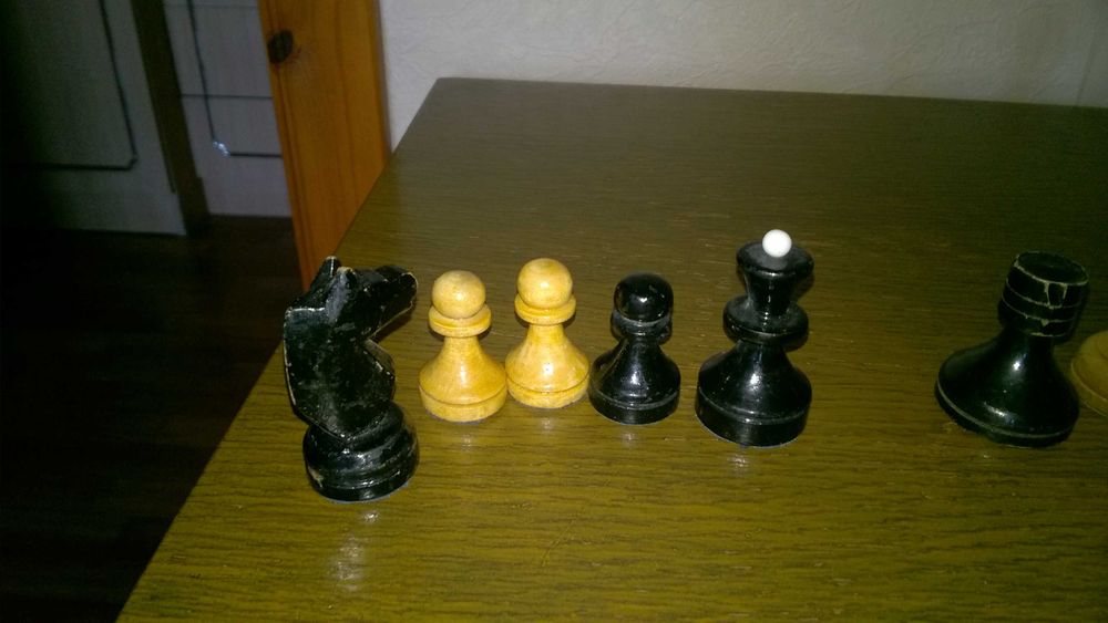 Шахматные фигуры, деревянные