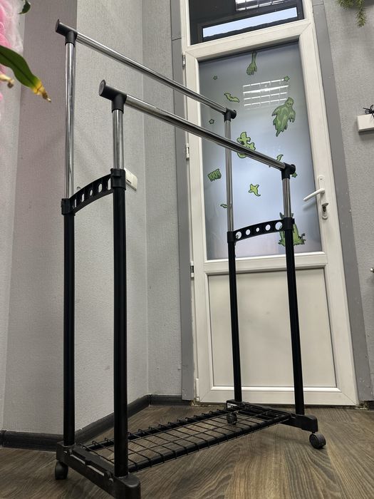 Продам вешалку из Jysk