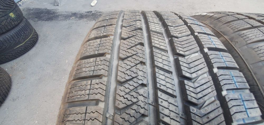 Нові всесезонні шини 245 45 R20 Vredestein Qatrac5 Голандія 2017рік