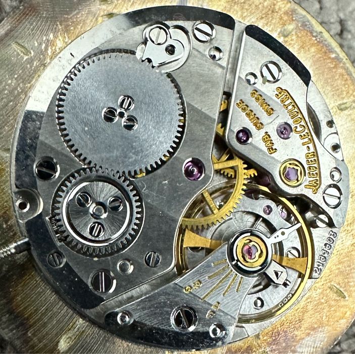 Gold Jaeger-LeCoultre Master Ultra-Thin 4464 21