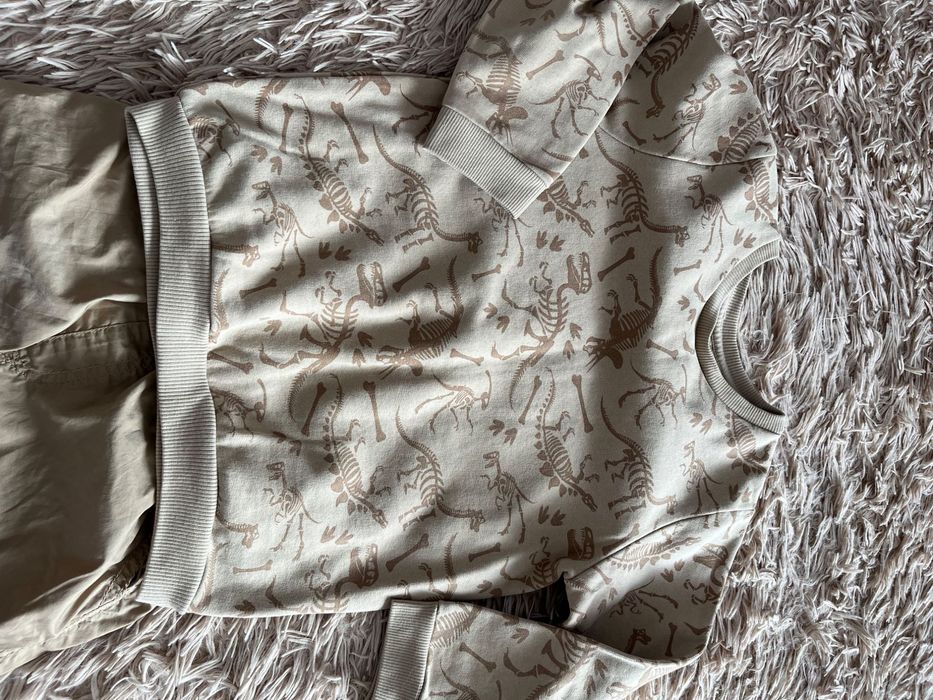 Бежеві спортивні штани і худі 4-5 роки