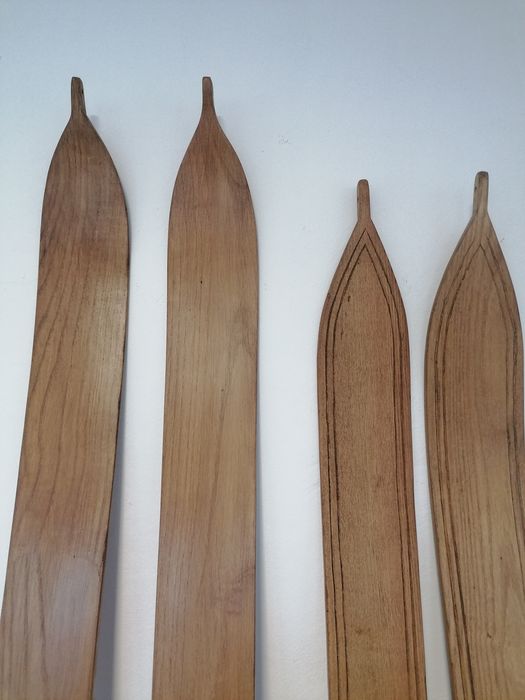 Stare narty zabytkowe