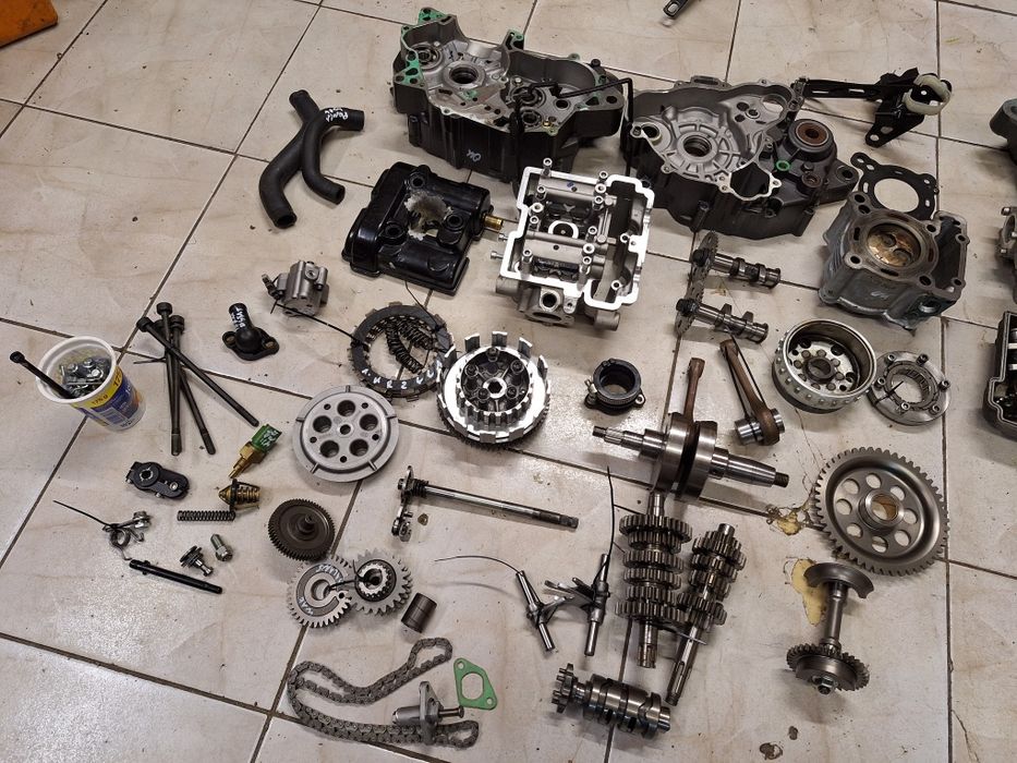 Aprilia RS4 125 Tuono silnik części Derbi gpr SX 125 RX głowica kapa